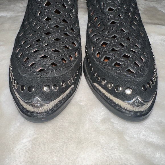 Jeffrey Campbell Black Tagalong Stud Western Cut Out Booties Size 6.5 - Picture 6 of 11